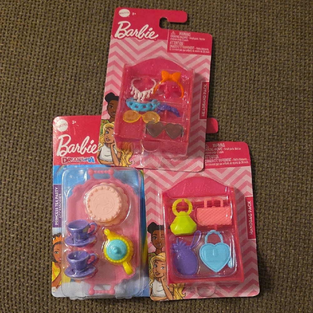 Barbie Colorful Accessory Collection-NWT-Purses, Tea Set And Jewerly